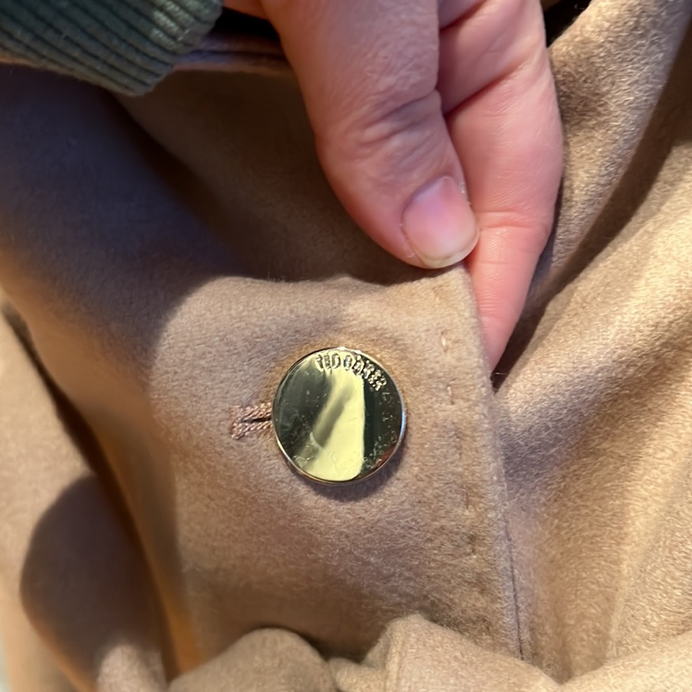 Gorgeous wrap coat - Picture 5 of 8